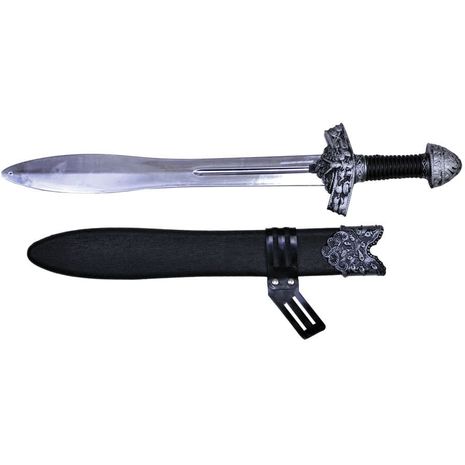Средневековый меч с ножнами